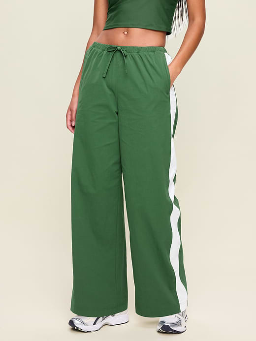 High-Waisted TrekTech Lightweight Woven Active Pants - Field Of Greens
