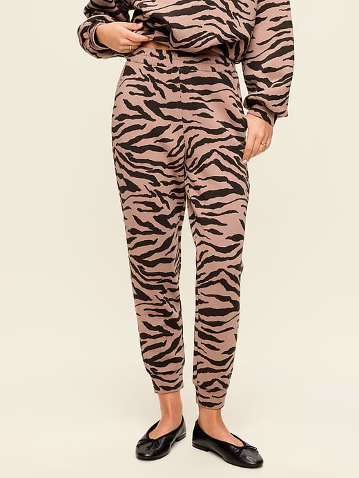 High-Waisted Bounce Fleece Jogger Sweatpants - Animal Print