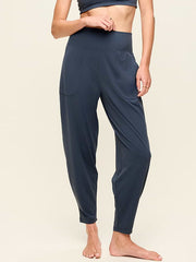 High-Waisted StudioSmooth Jogger - Dusk Navy