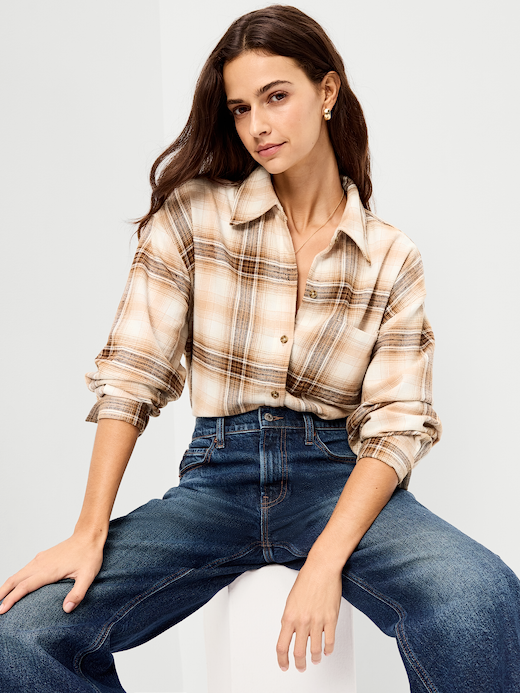 Oversized Button-Down Boyfriend Flannel Shirt - Neutral Plaid